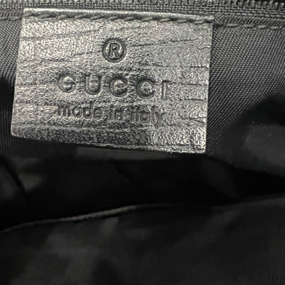 GUCCI GG Supreme Vertical Tote - Picture 14 of 16